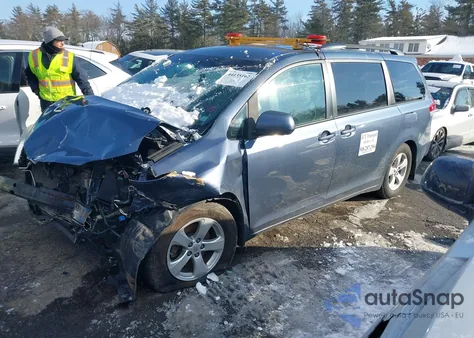 2014 Toyota Sienna Le V6 8 Passenger из США, поврежденный, VIN 5TDKK3DC4ES490584
